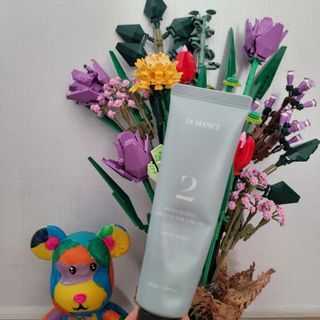 르핸스 퍼포밍 2 핸드&네일 비반트포렛/베티버포그 — 5점을 준 리뷰어가 2023년 1월 올린 사용 사진