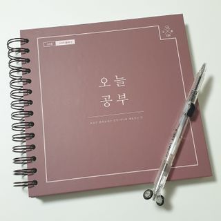 리훈 여러분의 오늘을 채워나갈 수 있도록 도와줄 오늘공부 1년용 스터디플래너 — 5점을 준 리뷰어가 2021년 3월 올린 사용 사진