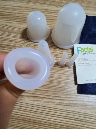 메디미케이알 커핑테라피 실리콘부항마사지 리프팅 페이스+바디 안티 셀룰 라이트 6pcs — 5점을 준 리뷰어가 2021년 2월 올린 사용 사진