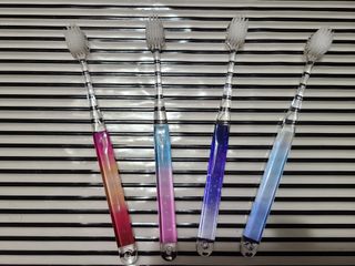 에브리모먼트 에브리 모먼트 칫솔 Every moment toothbrush — 4점을 준 리뷰어가 2022년 2월 올린 사용 사진