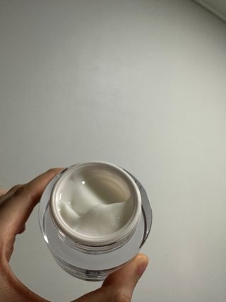프리마인 바르기만 하면 철벽 스킨케어+24시간 마스크팩 효과. 셀라브 리제너레이팅 시스템 부스터+크림 세트 — 5점을 준 리뷰어가 2023년 4월 올린 사용 사진