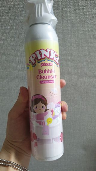 주식회사 권브라더스 [권브라더스] 목욕놀이 필수템, 핑키공주 유아버블클렌저 300ml 대용량 몽글몽글 구름 속 딸기향 — 5점을 준 리뷰어가 2022년 1월 올린 사용 사진
