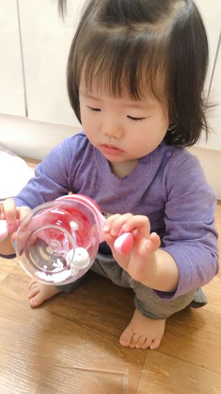 유비맘 트라이탄 코니빨대컵_컬러 랜덤 발송 — 5점을 준 리뷰어가 2021년 1월 올린 사용 사진