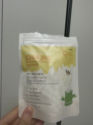 녹다 츄츄고체치약 150정 프로폴리스 죽염 씹는 치약 — 5점을 준 리뷰어가 2022년 12월 올린 사용 사진
