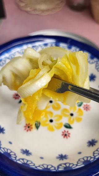셰프애찬 단호박 백김치 1kg — 5점을 준 리뷰어가 2022년 10월 올린 사용 사진