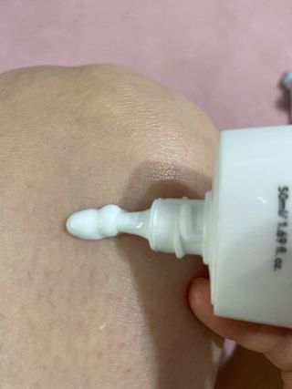 하이브리온 [쿠팡]멜라제로 시카엑소좀 크림 50ml PDRN 줄기세포 주름 미백기능성 피부과 병원입점, 1개, 50g — 5점을 준 리뷰어가 2025년 7월 올린 사용 사진