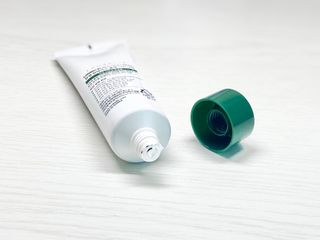 랑벨 랑바이오 블랙 시카 크림 50ml(블랙비 프로폴리스, 시카 4종, 판테놀 10 함유) — 5점을 준 리뷰어가 2022년 5월 올린 사용 사진