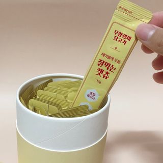 페페로니 잘 먹는 캣츄 - 무항생제 닭고기 24개입 — 5점을 준 리뷰어가 2021년 7월 올린 사용 사진