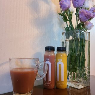 BLENDY'S 핑크 스무디+블론디 스무디 — 5점을 준 리뷰어가 2021년 9월 올린 사용 사진