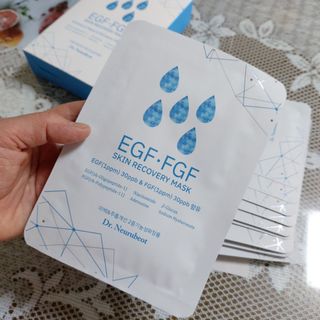Dr.느루벗 느루벗 EGF FGF 스킨 리커버리 마스크 10장 — 5점을 준 리뷰어가 2021년 4월 올린 사용 사진