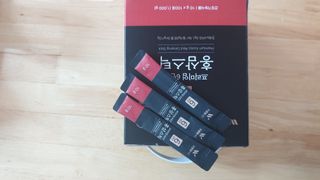 [푸름웰니스] 프리미엄 6년근 홍삼스틱 3mg x 100포 — 4점을 준 리뷰어가 2022년 4월 올린 사용 사진