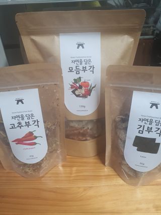 자연을담은모듬부각 — 5점을 준 리뷰어가 2022년 1월 올린 사용 사진