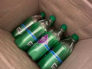 몽베스트 Montbest with Sparkling water Plain 20병 — 5점을 준 리뷰어가 2021년 11월 올린 사용 사진