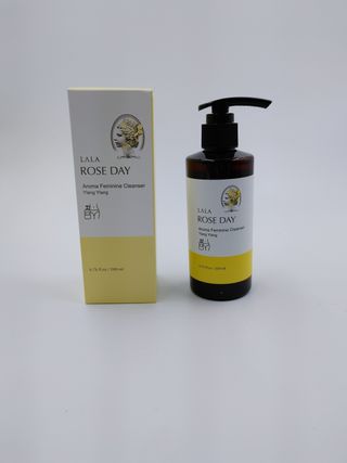 라라로즈데이 시즌2 여성청결제 200ml 아로마 페미민 클렌저, 독일더마인증 — 5점을 준 리뷰어가 2021년 9월 올린 사용 사진