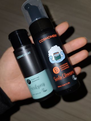 코스모먼트 부스티모 부스팅샴푸60ml + 비듬세정 진정샴푸50ml — 3점을 준 리뷰어가 2021년 11월 올린 사용 사진