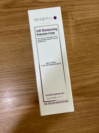 셀프 모이스처라이징 프로텍션 크림 셀프 모이스처라이징 프로텍션크림 — 5점을 준 리뷰어가 2022년 4월 올린 사용 사진
