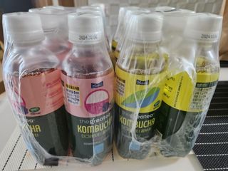 더그레잇티 콤부차 [매일유업] 더그레잇티 44kcal 콤부차 300ml *12개입 (오리지널 6개+베리리치 6개) — 5점을 준 리뷰어가 2023년 8월 올린 사용 사진