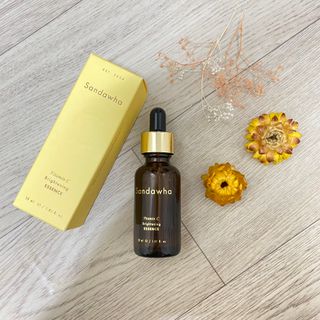 스킨큐어 산다화 비타민c 화이트닝 에센스 30ml — 5점을 준 리뷰어가 2021년 8월 올린 사용 사진