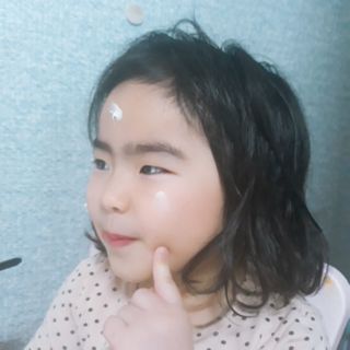 mom e 맘이 내추럴 베이비 케어 크림+바디오일 — 3점을 준 리뷰어가 2021년 1월 올린 사용 사진