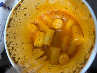 나우  [요리궁리] B타입 ( 매콤, 치즈, 매콤까르보 ) 꽃떡볶이 6개입 세트 — 5점을 준 리뷰어가 2025년 3월 올린 사용 사진