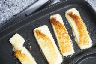 앙투어솔레 아일랜드 구워먹는 치즈 100 자연 치즈 와인안주 300g(100g x 3팩) — 5점을 준 리뷰어가 2022년 8월 올린 사용 사진
