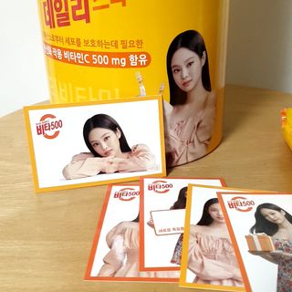광동생활건강 [광동] 제니비타민C 비타500데일리스틱 180포+제니등신대+제니스티커 — 5점을 준 리뷰어가 2021년 12월 올린 사용 사진