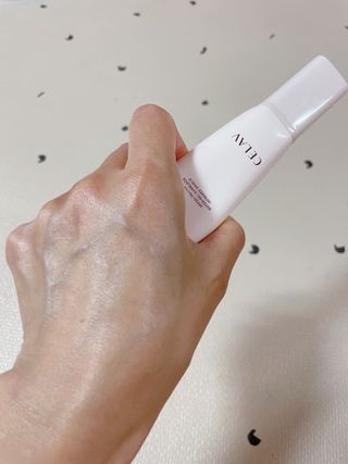 프리마인 선크림만 바꿨을 뿐인데 매일 물 2L챙겨먹고 기초케어 완벽하게 한 물빛피부 완성,셀라브UV프로텍터 — 5점을 준 리뷰어가 2023년 7월 올린 사용 사진