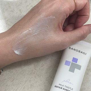 바노바기 코스메틱 바노바기 밀크씨슬 리페어 시카 선스크린 플러스 50ml — 4점을 준 리뷰어가 2023년 3월 올린 사용 사진