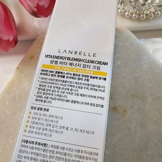 랑벨 비타 에너지 잡티 크림 75ml (피부 속 기미완화크림) — 5점을 준 리뷰어가 2022년 6월 올린 사용 사진