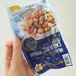 굽네몰 [굽네] 닭가슴살 비엔나 2종 8팩 — 3.5점을 준 리뷰어가 2021년 9월 올린 사용 사진