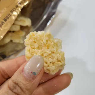 미즈꼬레아 치즈맛 누룽지크리스피 — 5점을 준 리뷰어가 2022년 3월 올린 사용 사진
