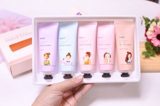 파시 고보습 핸드크림 40ml 5종 기프트 세트 — 5점을 준 리뷰어가 2022년 8월 올린 사용 사진