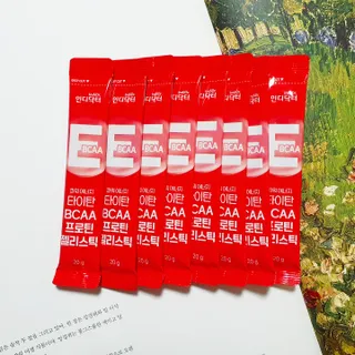 [인디닥터] 타이탄 BCAA 프로틴 젤리스틱 — 5점을 준 리뷰어가 2022년 5월 올린 사용 사진