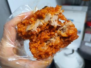 삼양냉동 [삼양] 불닭참치마요구운주먹밥+불닭볶음김치구운주먹밥 2세트구성 — 5점을 준 리뷰어가 2021년 2월 올린 사용 사진