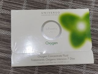 유니베르소 산소앰플 7일 집중케어 앰플 — 4점을 준 리뷰어가 2021년 5월 올린 사용 사진