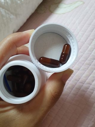 프리마인 홍삼의 강력한 에너지, 이제는 흡수율을 높인 최첨단 캡슐로 간편하게 초고속 충전하세요. — 5점을 준 리뷰어가 2022년 8월 올린 사용 사진