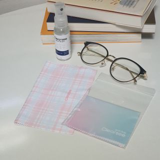 클리어씨 겨울 필수템 김서림방지 SET [안티포그 안경닦이 + 안경세정제 + 초극세사 패턴 클리너] — 5점을 준 리뷰어가 2022년 1월 올린 사용 사진