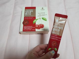 자연에온 가득담은 몽모랑시 타트체리 콜라겐 젤리스틱 — 5점을 준 리뷰어가 2021년 1월 올린 사용 사진