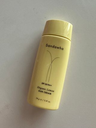 스킨큐어 산다화 유기농 레몬썬크림 — 5점을 준 리뷰어가 2023년 6월 올린 사용 사진