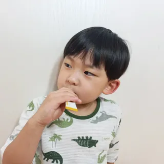 [이뮤니티플러스]우리아이 면역오키, 건강오키 _ 키즈오키 어린이홍삼 10포 1box — 4점을 준 리뷰어가 2022년 1월 올린 사용 사진