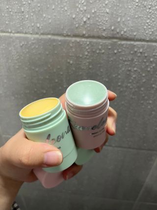 건강누리인터내셔날 카멜레오나 마스크 스틱팩 미네랄부스터 [2종 SET] 샤이닝라이즈(피부톤UP)/톡스릴리프(피부진정) — 5점을 준 리뷰어가 2022년 7월 올린 사용 사진