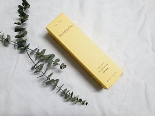 산다화 비타민C 화이트닝 크림 — 5점을 준 리뷰어가 2023년 10월 올린 사용 사진