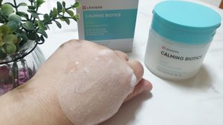 리더스코스메틱 리더스 카밍 바이오틱스 퀵 수딩 패드 — 5점을 준 리뷰어가 2022년 4월 올린 사용 사진
