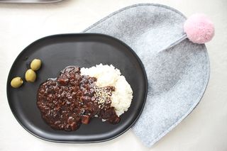 [풀무원] 식물성고기_두부크럼블덮밥소스3종, 두부텐더 — 5점을 준 리뷰어가 2021년 4월 올린 사용 사진