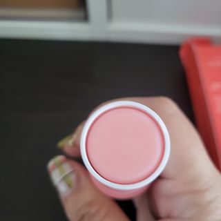 스킨큐어 산다화 카멜리아 안티 링클 멀티밤 — 5점을 준 리뷰어가 2022년 10월 올린 사용 사진