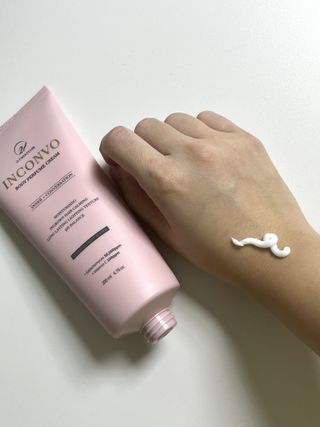 오투에니원 인컨보 바디 퍼퓸 크림 200ml — 4.5점을 준 리뷰어가 2023년 2월 올린 사용 사진