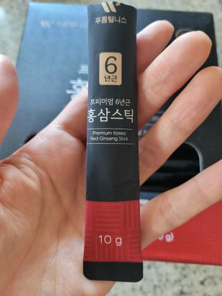 [푸름웰니스] 프리미엄 6년근 홍삼스틱 3mg x 100포 — 5점을 준 리뷰어가 2022년 3월 올린 사용 사진
