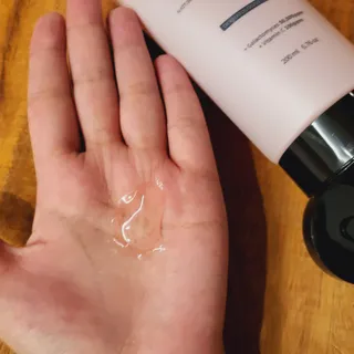 오투에니원 인컨보 바디 퍼퓸 샤워 젤 200ml — 5점을 준 리뷰어가 2023년 2월 올린 사용 사진