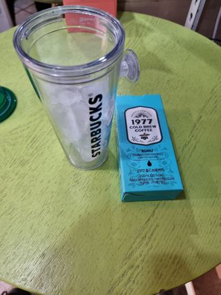 여우두마리 1977 콜드브루 스틱 더치커피 루후 커피팩토리 — 5점을 준 리뷰어가 2021년 2월 올린 사용 사진