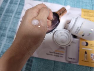 씽크바이오 히알루론 에센스 에어볼 28ea — 5점을 준 리뷰어가 2022년 9월 올린 사용 사진